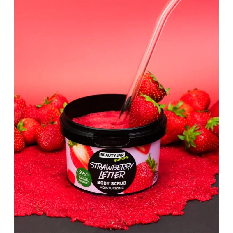 Beauty Jar Yummy Strawberry Letter jemný peeling s hydratačním účinkem 360 g