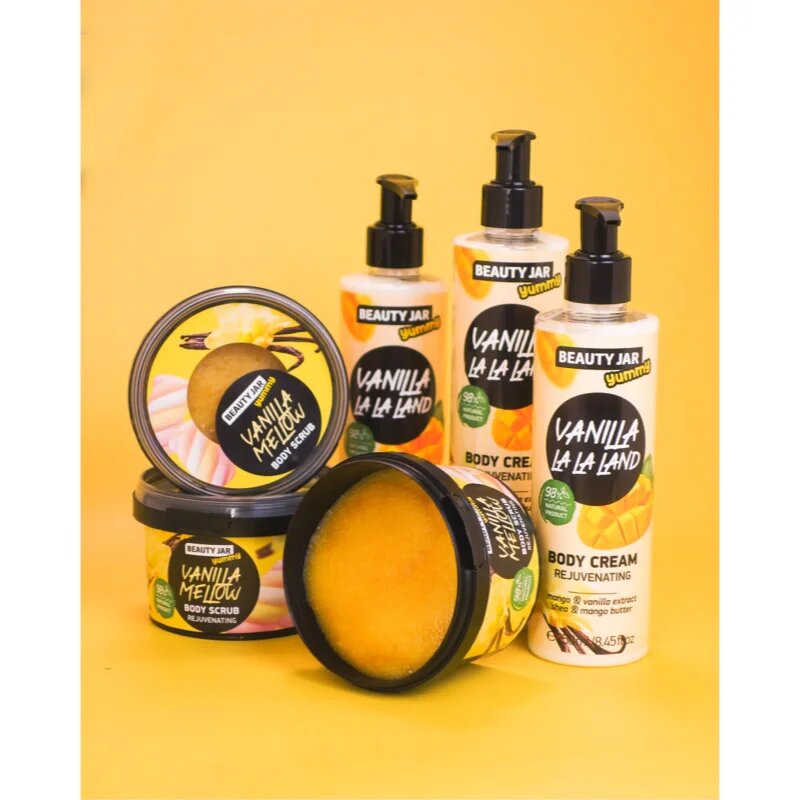Beauty Jar Yummy Vanilla Mellow jemný peeling s omlazujícím účinkem 360 g