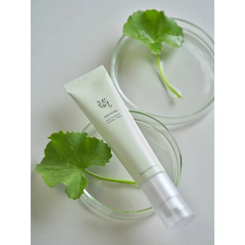 Beauty of Joseon Light On Serum Centella + Vita C rozjasňující sérum se zklidňujícím účinkem 30 ml