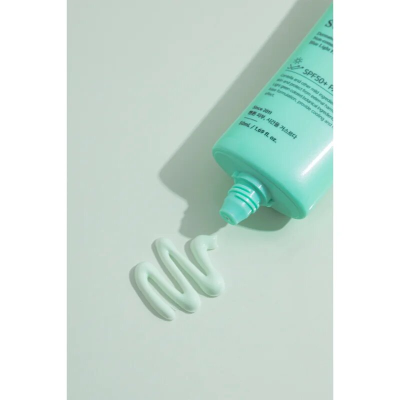 Benton Air Fit UV Defense zklidňující ochranná emulze SPF 50+ 50 ml
