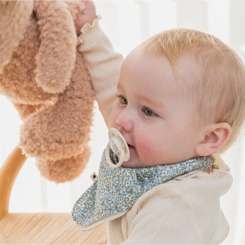 BIBS x Liberty De Lux One Size dudlík Ivory/ Baby Blue 2 ks