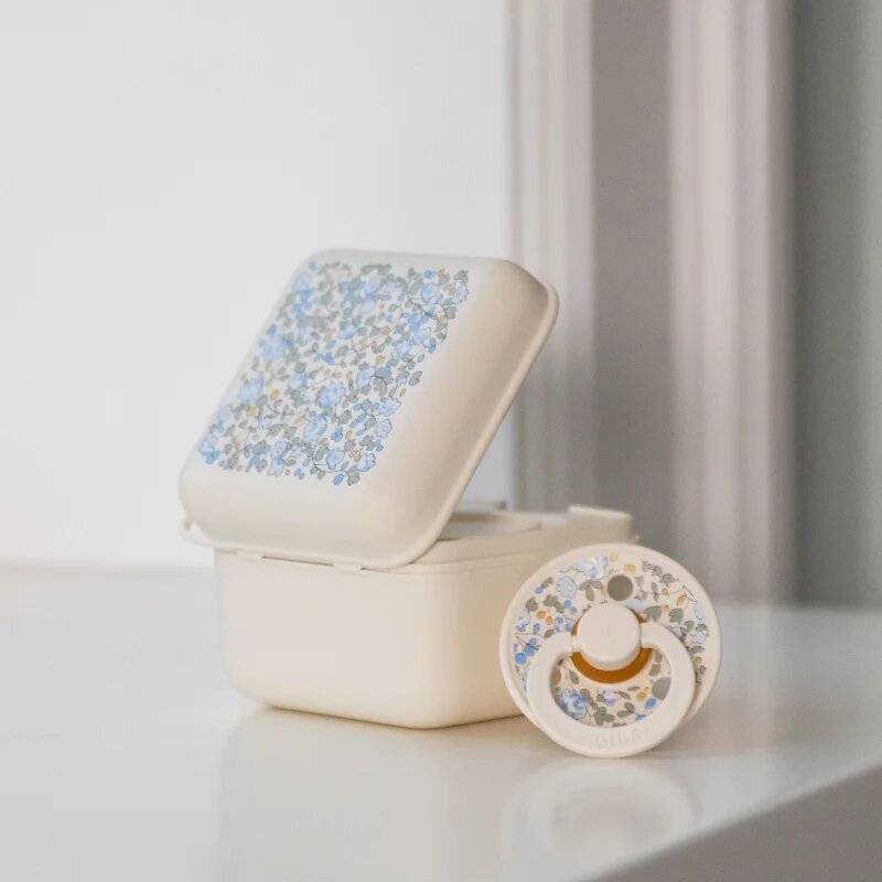 BIBS X Liberty Dummy Case krabička na dudlík Ivory 1 ks