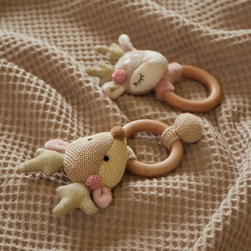 Bieco Grasping Toy with Rattle Fawn Ella hračka s chrastítkem 0 m+ 1 ks