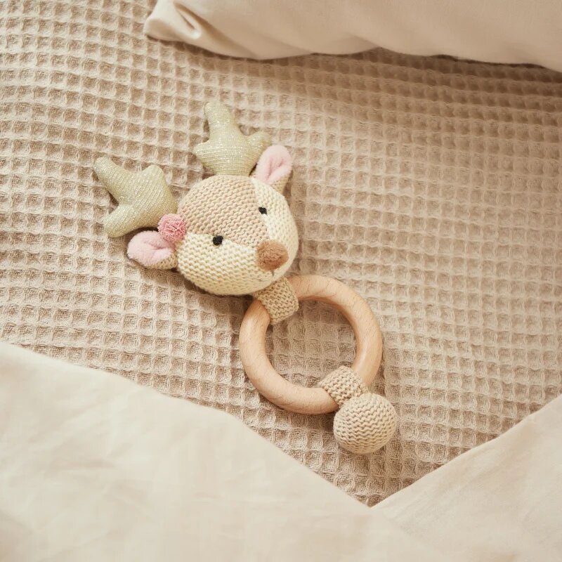 Bieco Grasping Toy with Rattle Fawn hračka s chrastítkem 0 m+ 1 ks