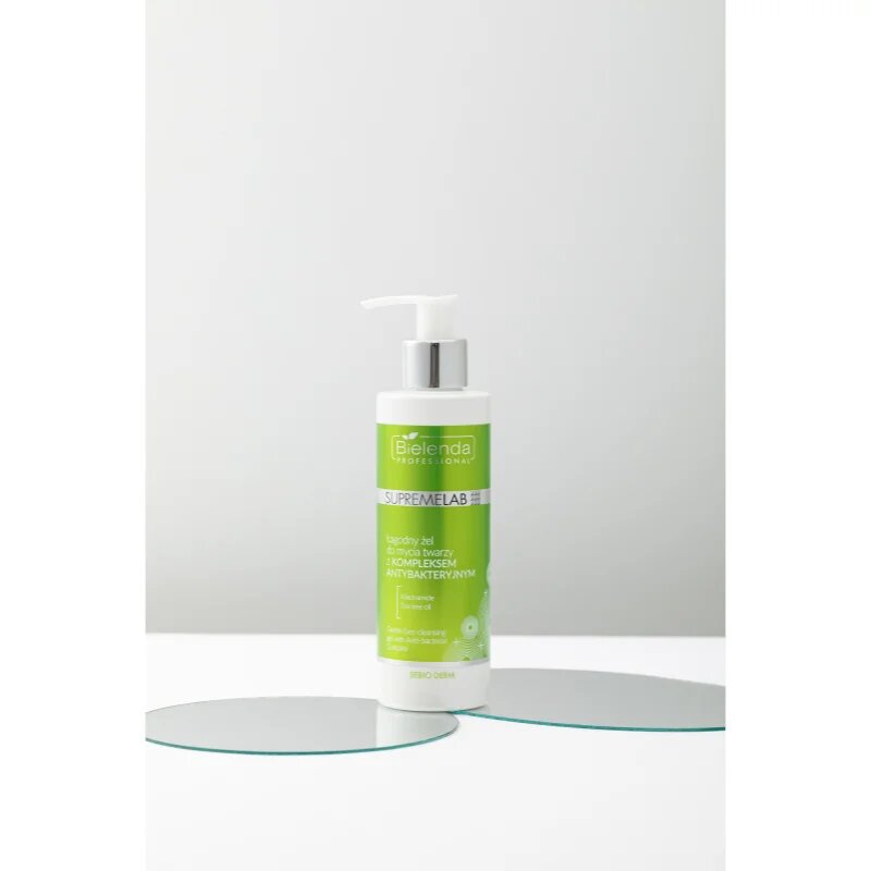 Bielenda Professional Supremelab Sebio Derm jemný čisticí gel Antibacterial Complex 190 g