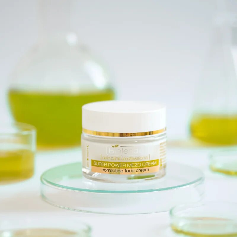 Bielenda Skin Clinic Professional Correcting krém pro obnovení rovnováhy pleti s omlazujícím účinkem 50 ml