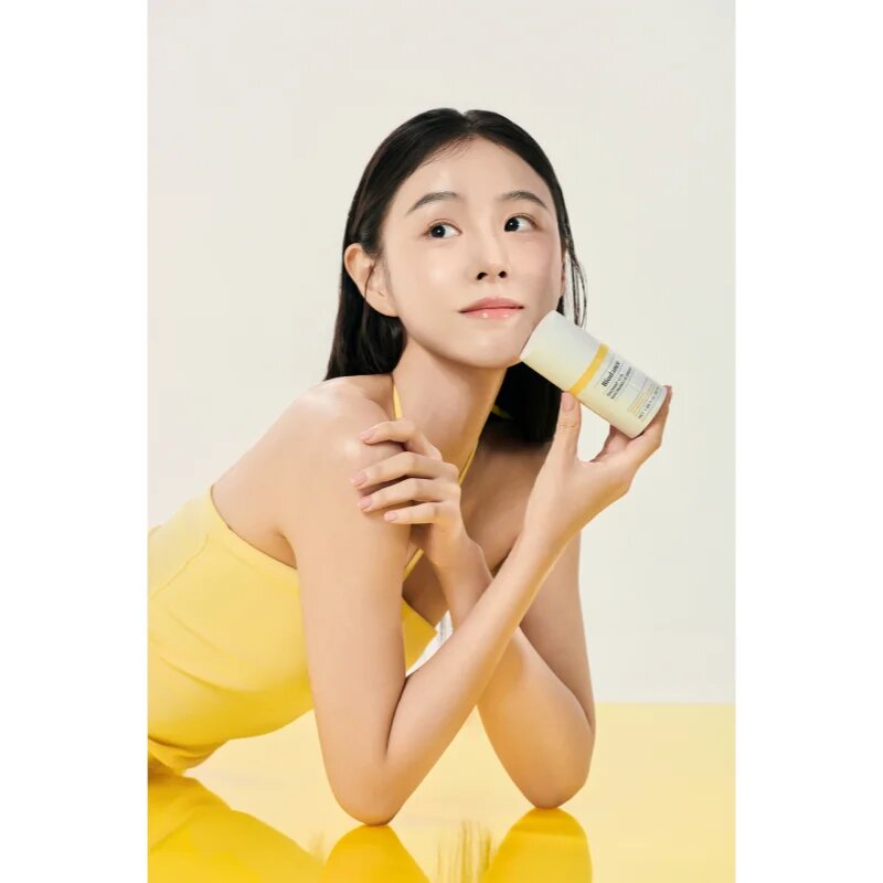 Biodance Radiant Vita Niacinamide Cream hydratační a vyživující krém pro rozjasnění a vyhlazení pleti 50 ml