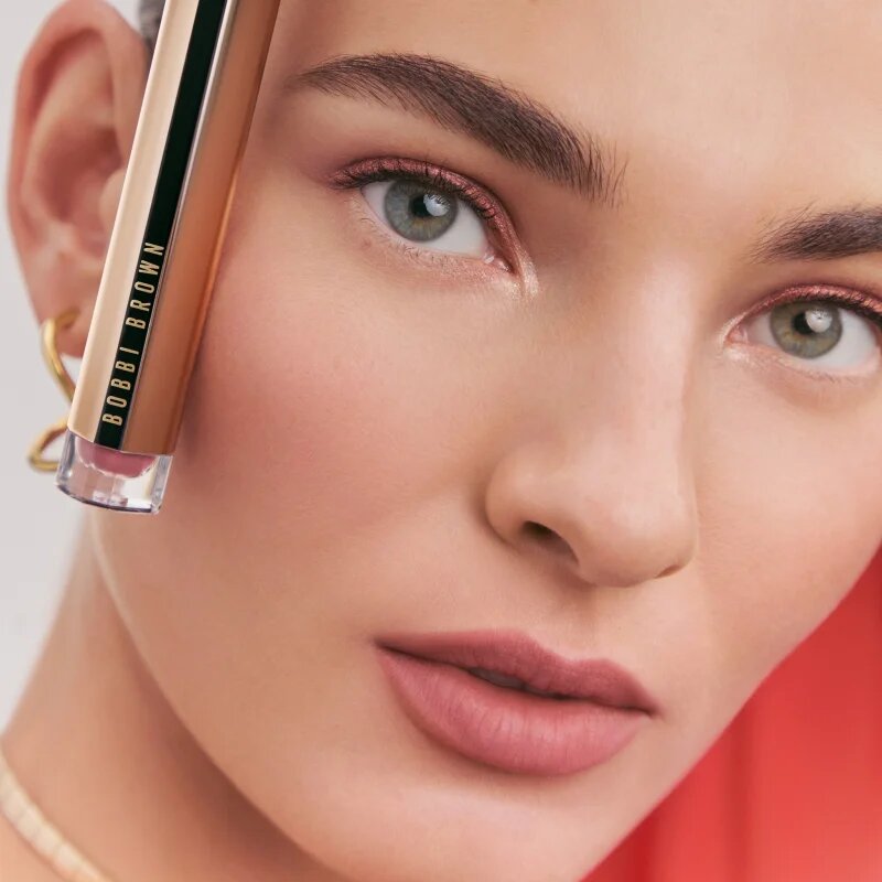 Bobbi Brown Threads of Love Luxe Matte Liquid Lipstick matná tekutá rtěnka odstín Sandwash Pink 6 ml