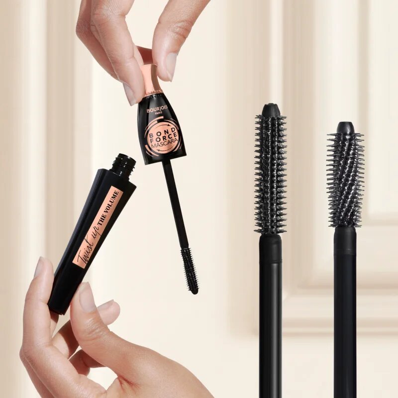 Bourjois Twist Up The Volume řasenka pro objem a natočení řas odstín 1 Black 8 ml