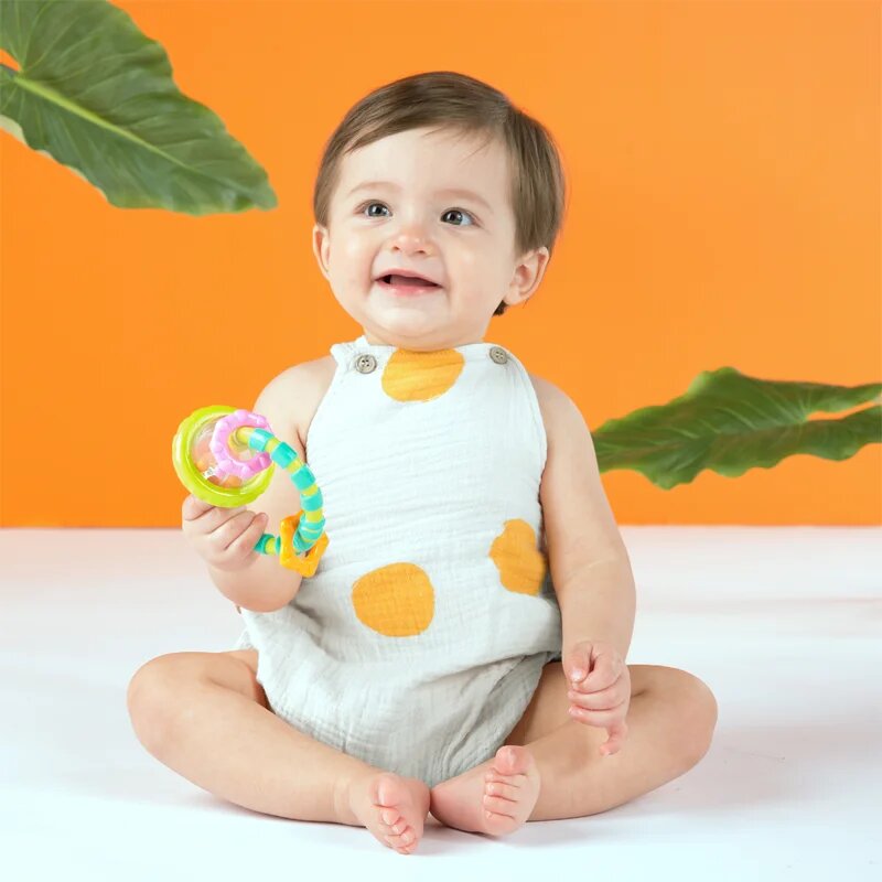 Bright Starts Teether & Rattle chrastítko s kousátkem I. 3m+ 1 ks