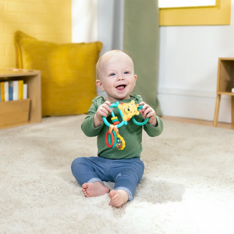 Bright Starts Winnie the Pooh Busy Bear aktivity hračka 1 ks