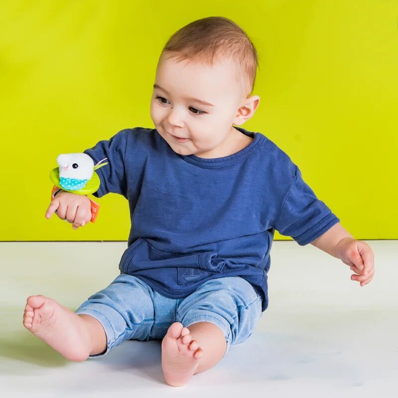 Bright Starts Wrist Pals Toy chrastítko na ruku s kousátkem Monkey & Elephant 0 m+ 2 ks