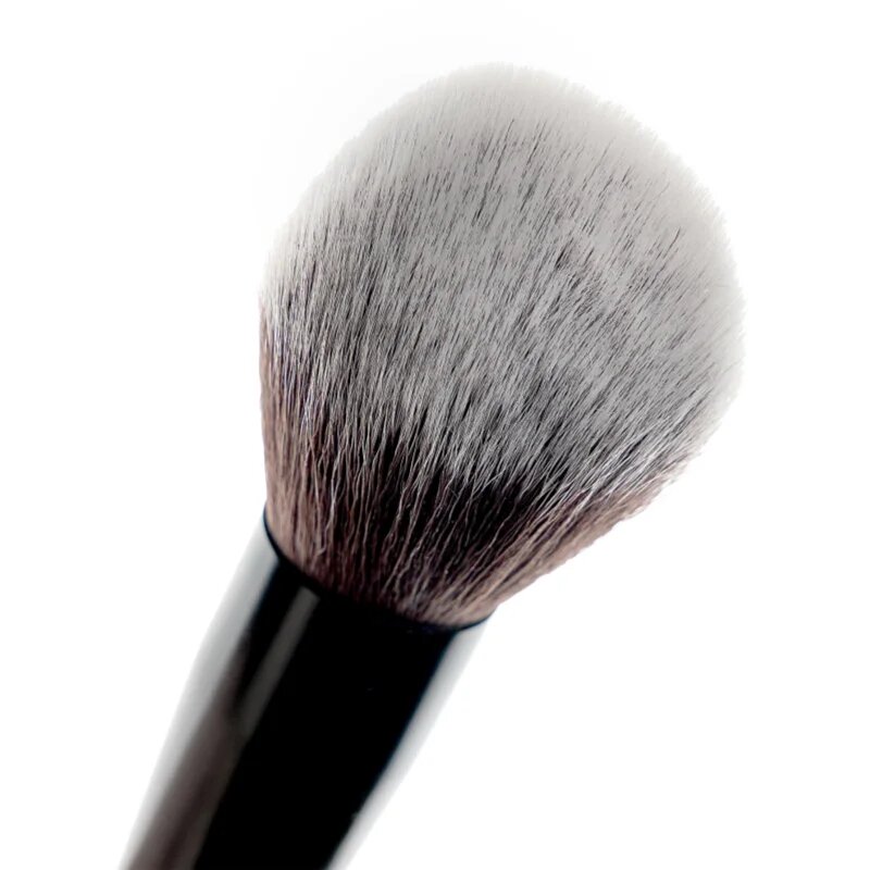 Brushworks Bronzer Brush štětec na bronzer typ NO. 10 1 ks