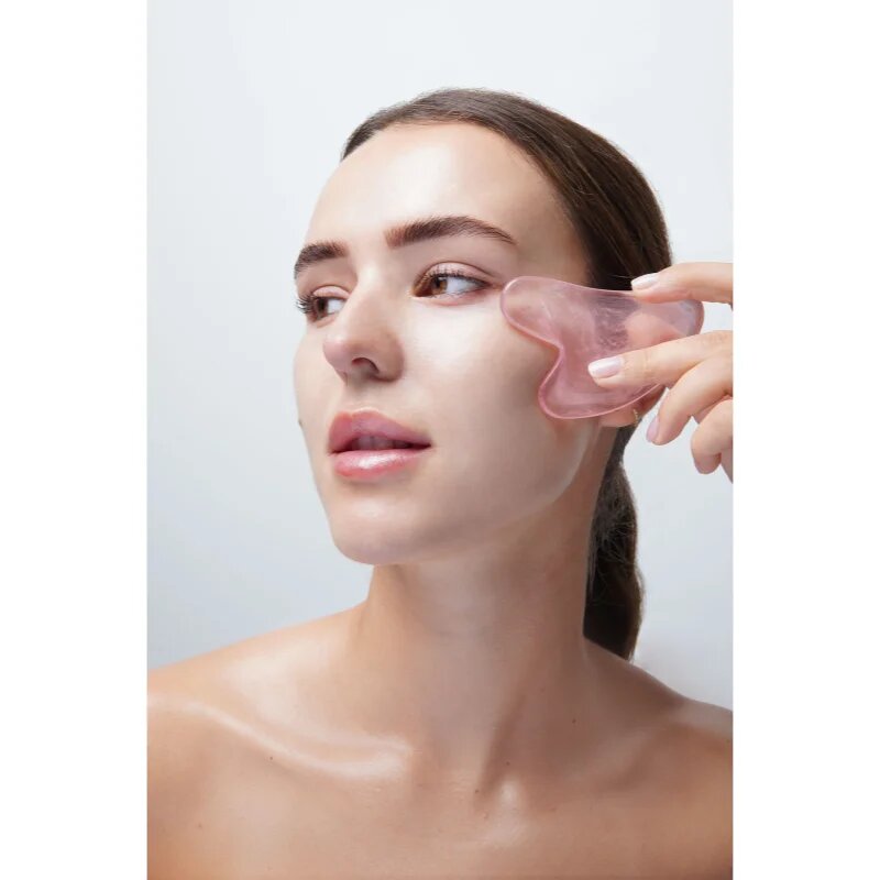 Brushworks Resin Rose Roller & Gua Sha sada pro péči o pleť