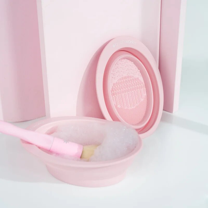 Brushworks Silicone Makeup Brush Cleaning Bowl silikonová pomůcka na čištění štětců 1 ks