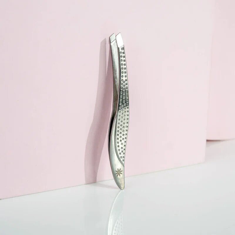 Brushworks Traditional Tweezers pinzeta 1 ks