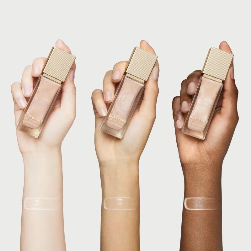 Burberry Beyond Wear Radiance Primer hydratační podkladová báze pod make-up 30 ml