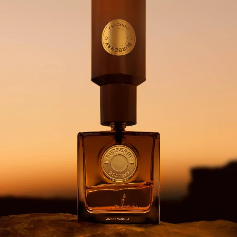 Burberry Goddess Amber Vanilla parfémovaná voda intense – náhradní náplň pro ženy 150 ml