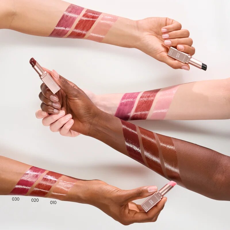 Catrice Bare Glow balzám na rty reagující na pH odstín 030 Dark Ruby Red 3 g