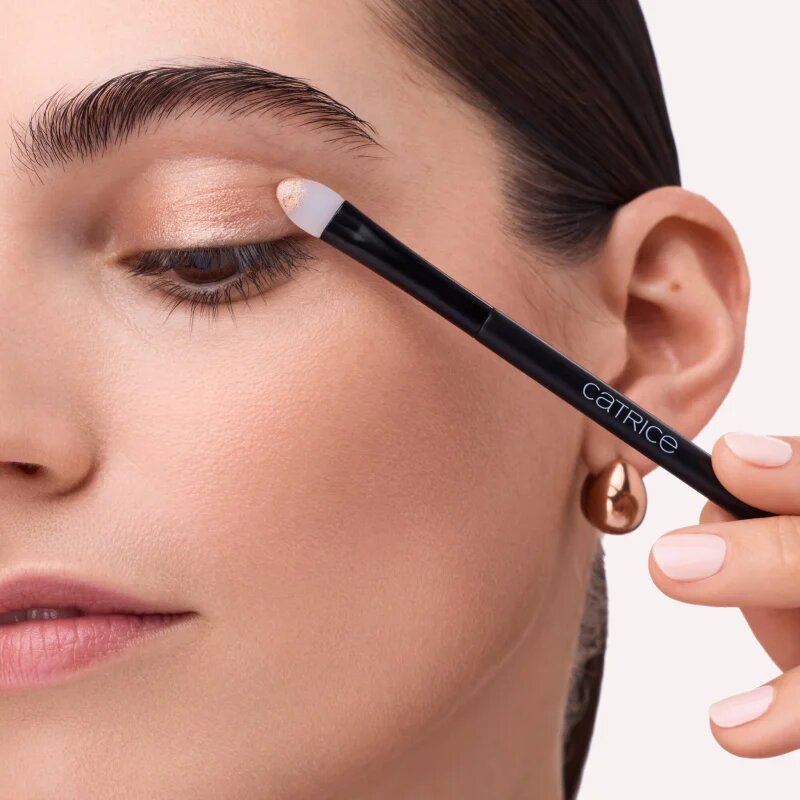 Catrice Effect Eyeshadow Duo Brush oboustranný štětec na oční stíny 1 ks