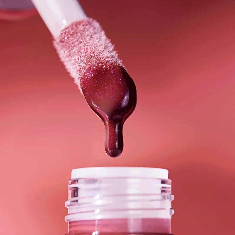Catrice ETERNAL RED olej na rty se zvětšujícím efektem odstín C03 Dark Romance 3.6 ml