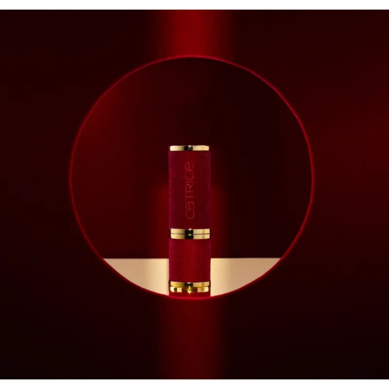 Catrice FESTIVE TREASURES hydratační lesklá rtěnka odstín C02 Kissberry 32 g