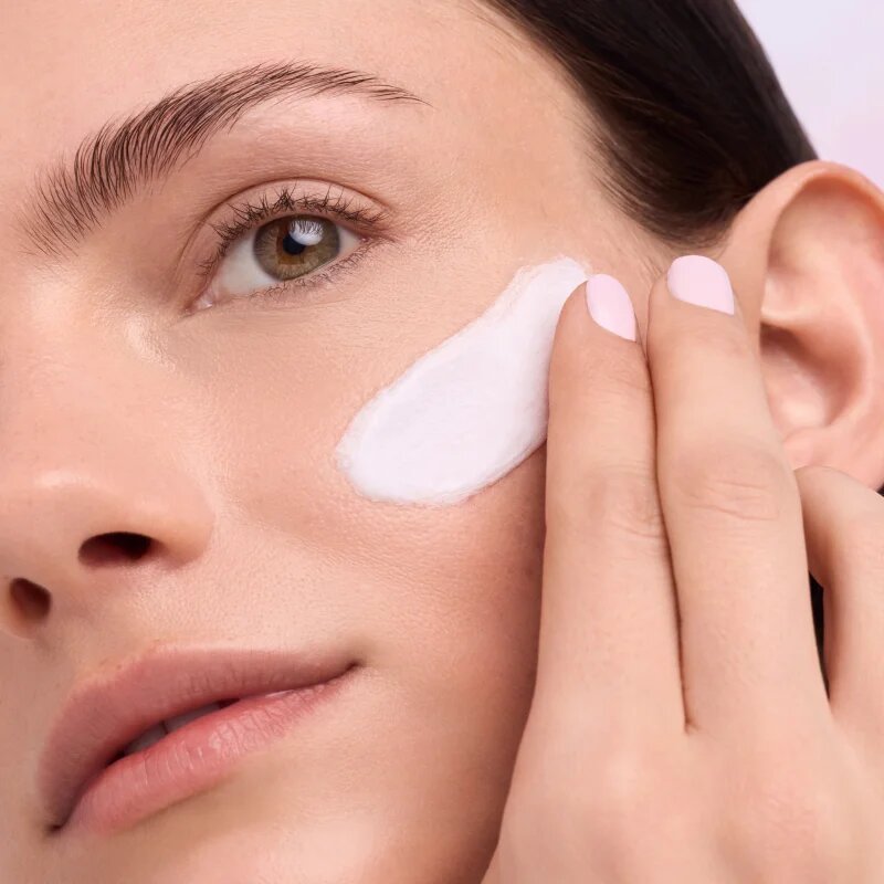 Catrice Flawless Fusion rozjasňující podkladová báze SPF 25 odstín C010 Smooth Radiance 20 ml