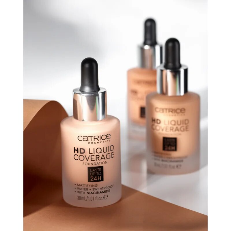 Catrice HD Liquid Coverage make-up odstín 010 Light Beige 30 ml