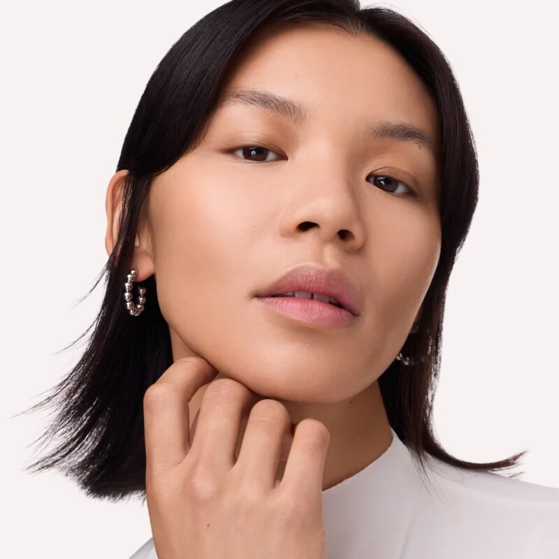 Catrice Invisible Cover Cushion Foundation matující make-up v houbičce SPF 30 odstín 029W 10 g