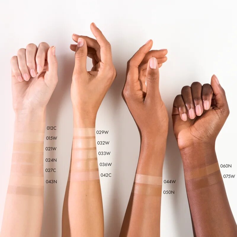 Catrice Invisible Cover Cushion Foundation matující make-up v houbičce SPF 30 odstín 036W 10 g