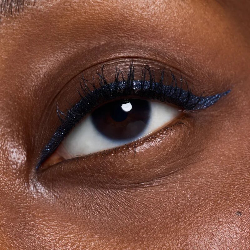 Catrice Jewel Glide Effect Eye Pencil voděodolná tužka na oči pro třpytivý lesk odstín 030 Midnight Sapphire 1.5 g