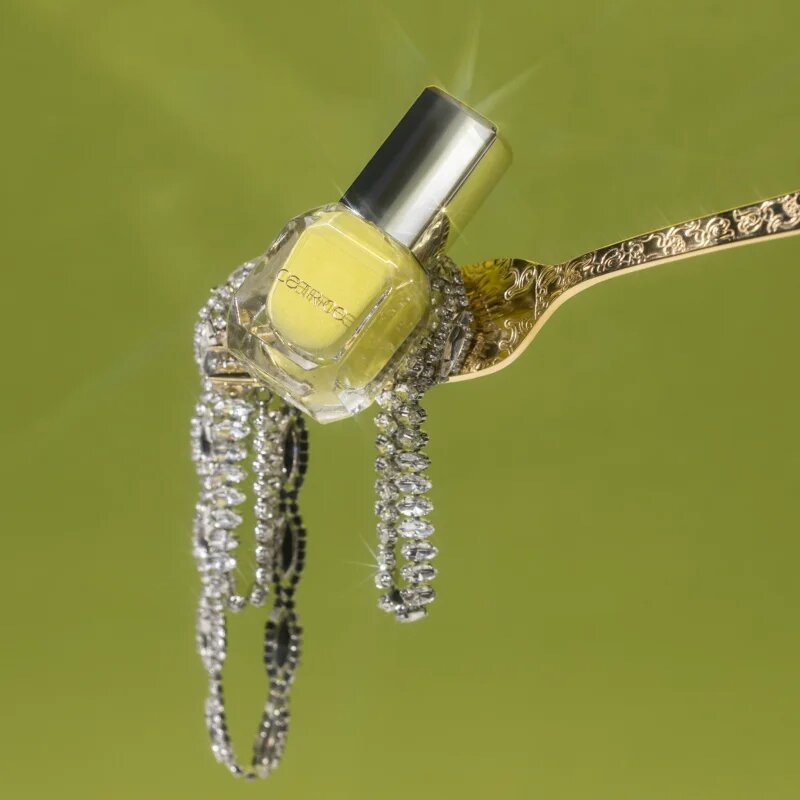 Catrice MY JEWELS. MY RULES. lak na nehty odstín C02 Apricot Crush 105 ml