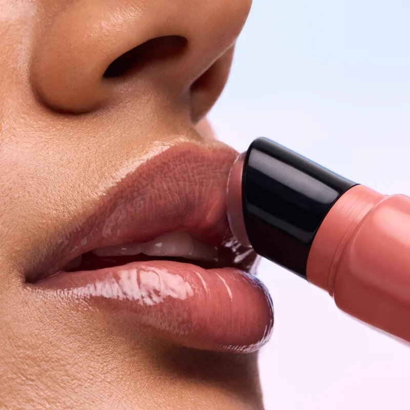 Catrice Peptide Drip Milky Lip Serum pečující lesk na rty s peptidy odstín C030 Glow Crush 9 ml
