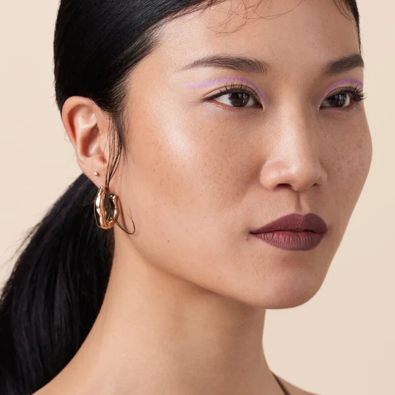 Catrice Plumping Lip Liner matná tužka na rty s ořezávátkem odstín 069 - Mainhattan 0.35 g