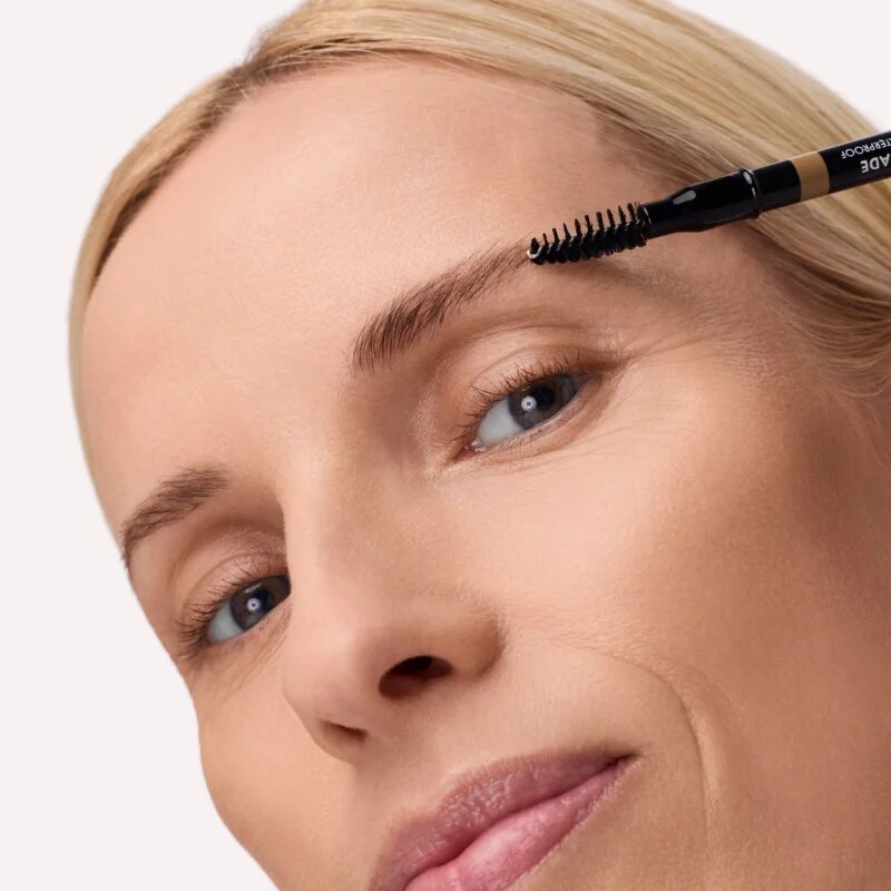 Catrice Shape & Shade Brow Pencil tužka na obočí s kartáčkem odstín 020 Ashy Blonde 0.35 g
