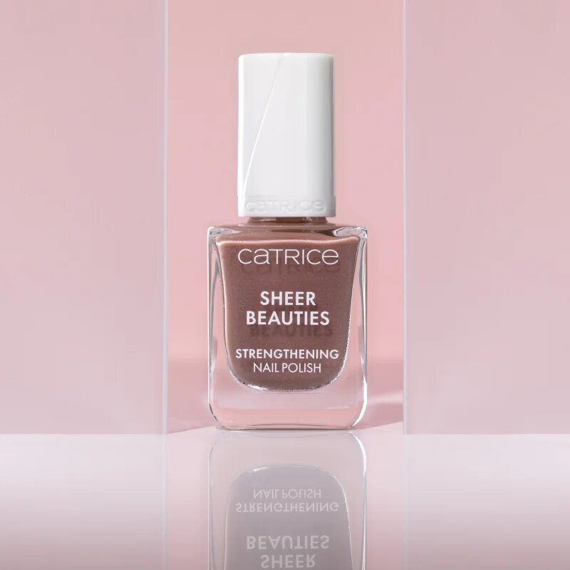 Catrice Sheer Beauties Strengthening Nail Polish posilující lak na nehty odstín 070 Dusty Romance 10.5 ml