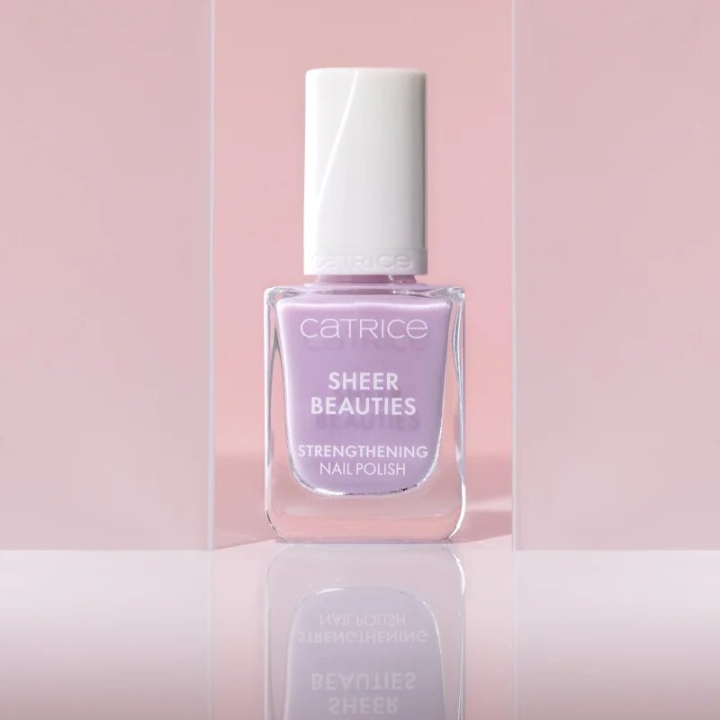 Catrice Sheer Beauties Strengthening Nail Polish posilující lak na nehty odstín 080 Lavender Whispers 10.5 ml