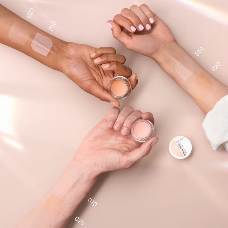 Catrice Under Eye Brightener rozjasňovač proti kruhům pod očima odstín 010 Light Rose 4.2 g