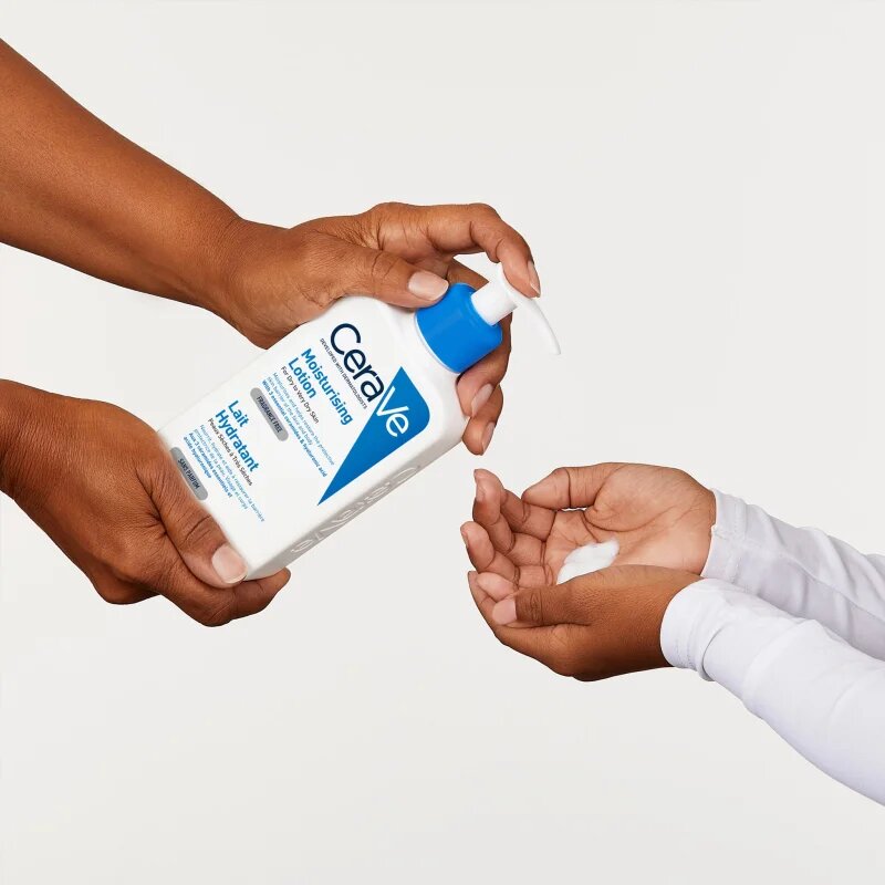 CeraVe Moisturizers Lotion hydratační mléko na tělo a obličej pro suchou až velmi suchou pokožku 976 ml
