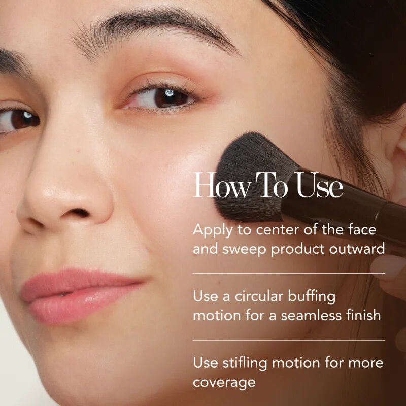 Chantecaille Blend and Smooth Brush střední štětec na tekuté krémové a pudrové produkty 1 ml