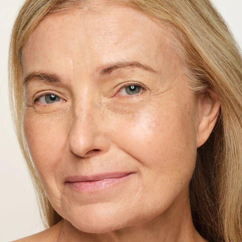 Chantecaille Sheer Glow Face Tint tónovací gel pro rozjasnění a vyhlazení pleti 30 g
