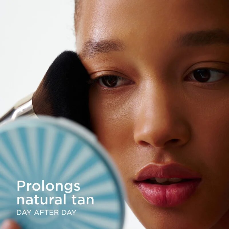Clarins Bronzing Powder Summer Collection bronzující pudr 18 g
