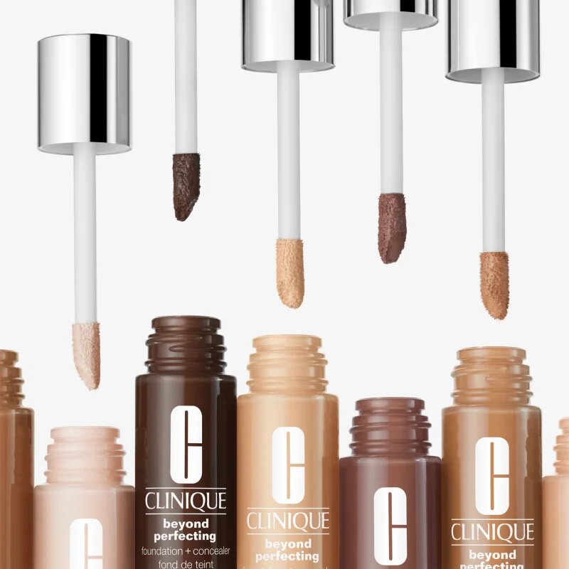 Clinique Beyond Perfecting™ Foundation + Concealer make-up a korektor 2 v 1 odstín CN 18 Cream Whip 30 ml