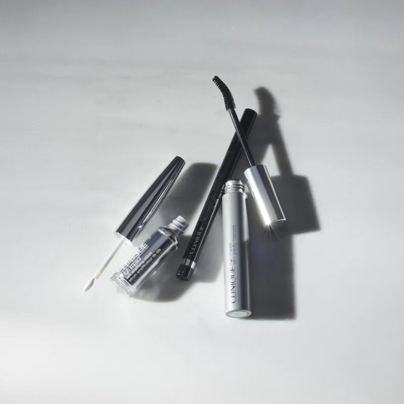 Clinique High Impact™ Easy Liquid Eyeliner precizní tekutá oční linka odstín Espresso 067 g