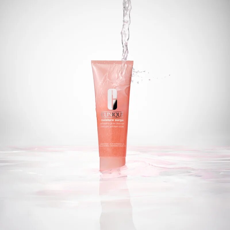 Clinique Moisture Surge™ Exfoliating Glow Scrub jemný exfoliační gel 125 ml
