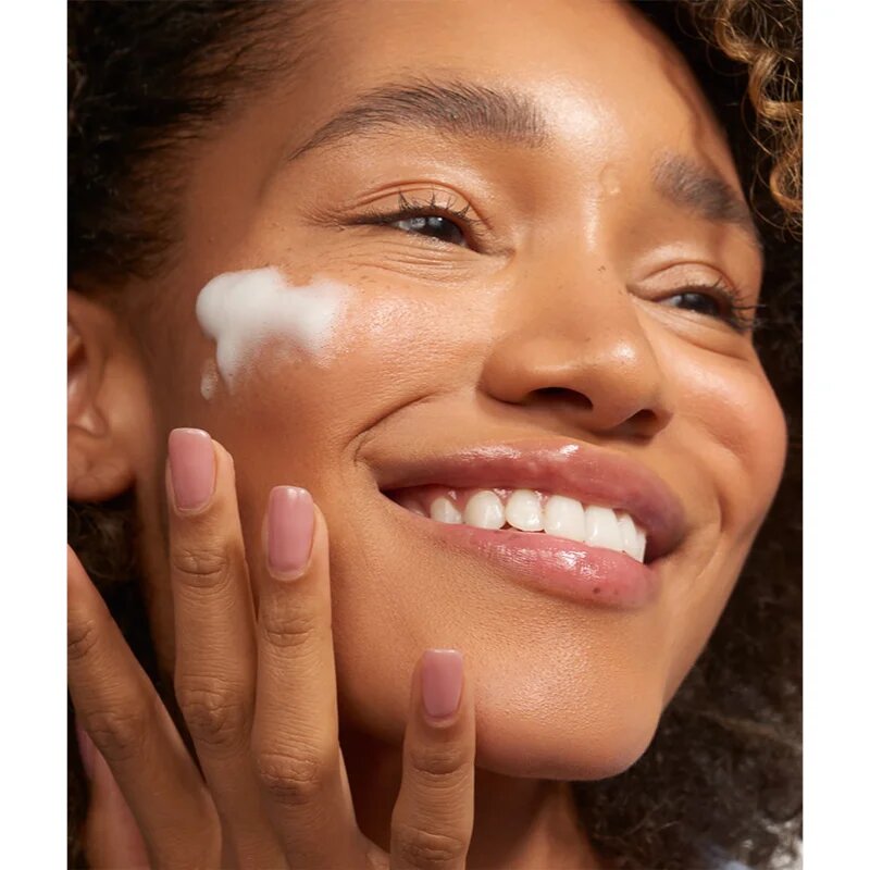 COCOSOLIS ROSE Clean & Hydrate Face Foam čisticí pleťová pěna s hydratačním účinkem 150 ml