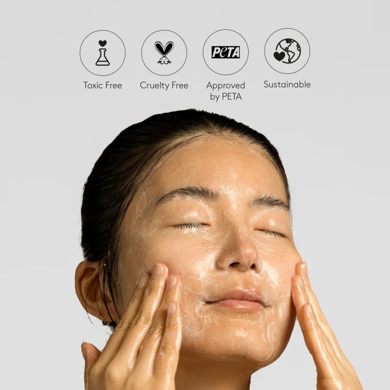 Cocunat Pamper Gel čisticí gel na obličej 100 ml