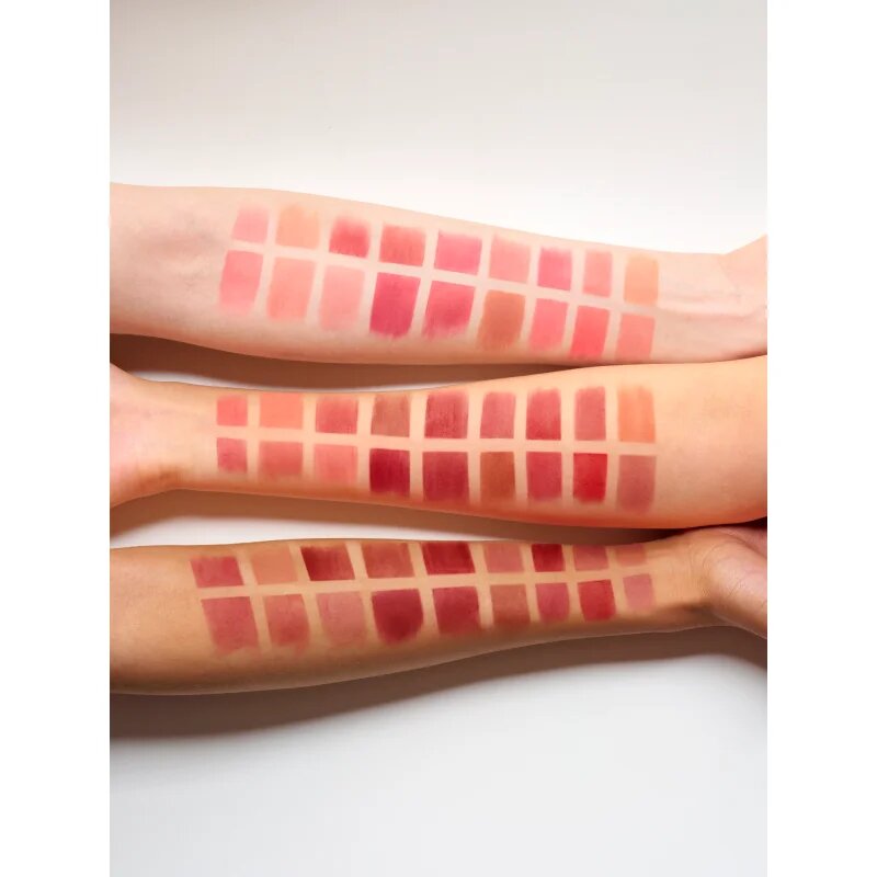 Colorgram Nude Blur Tint matná barva na rty s hydratačním účinkem odstín 13 Burnt Marron 5 g