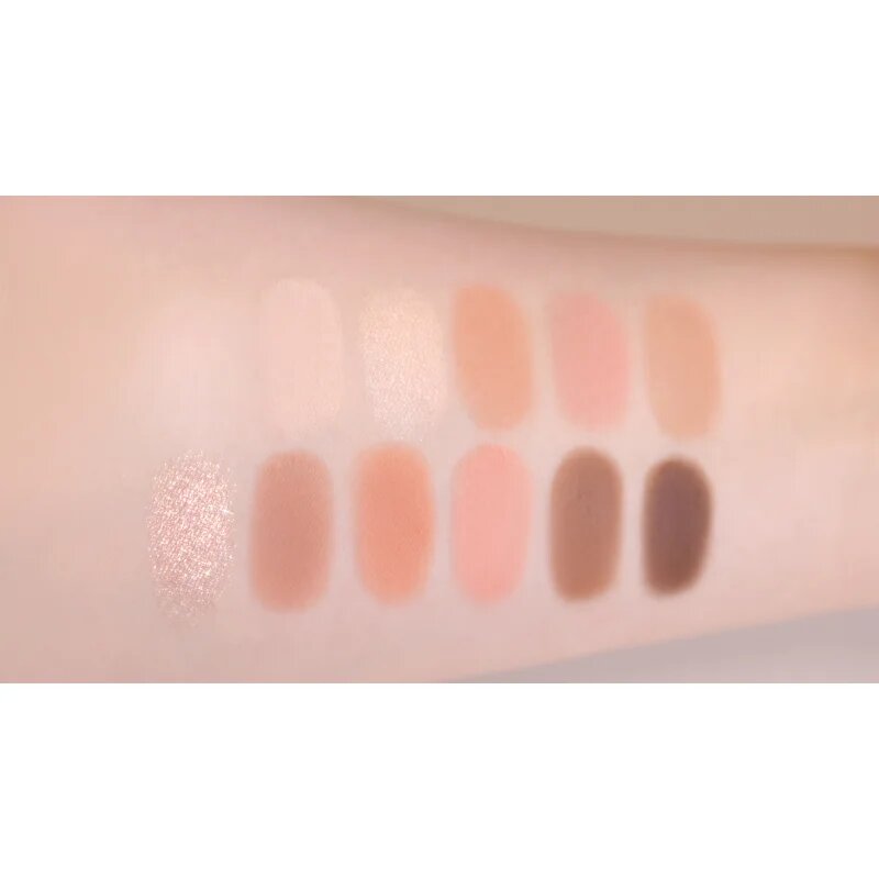 Colorgram Pin Point Eyeshadow Palette paletka očních stínů pro dokonalý vzhled odstín 01 Peach+Coral 9.9 g