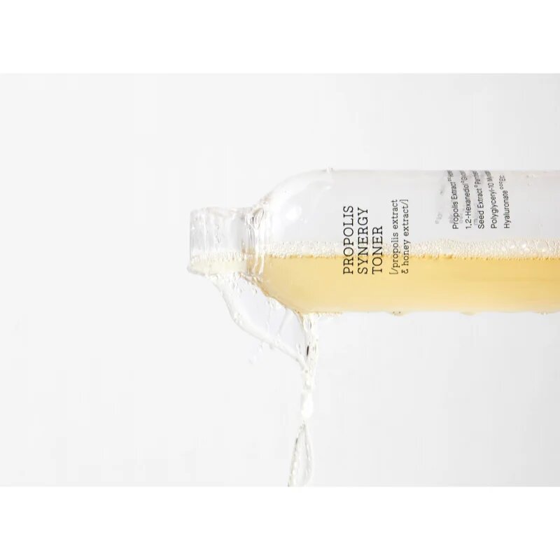 Cosrx Full Fit Propolis pleťové tonikum pro rozjasnění a vyhlazení pleti 150 ml